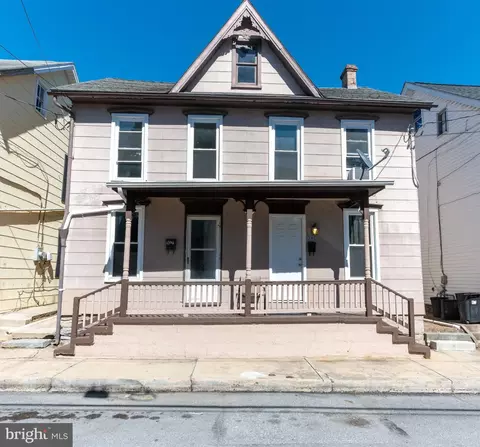 107-109 E North St, Waynesboro, PA 17268