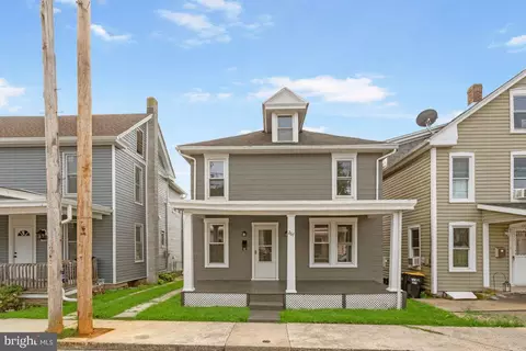 267 Park St, Waynesboro, PA 17268