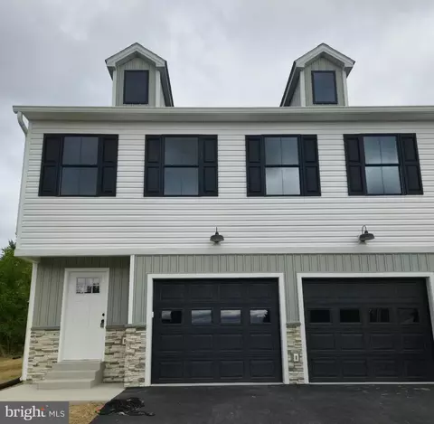 3617 Buchanan Trl W, Greencastle, PA 17225