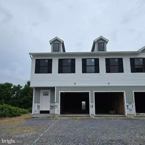3617 Buchanan Trl W, Greencastle, PA 17225