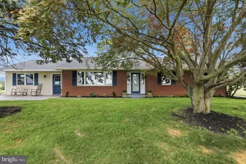 6906 White Church Rd, Shippensburg, PA 17257