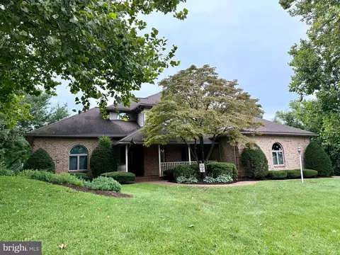 9671 Forest Ridge Rd, Shippensburg, PA 17257