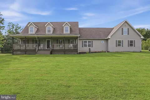 3074 Oak Hill Rd, Waynesboro, PA 17268