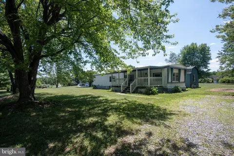 5510 Montgomery Church Rd, Greencastle, PA 17225