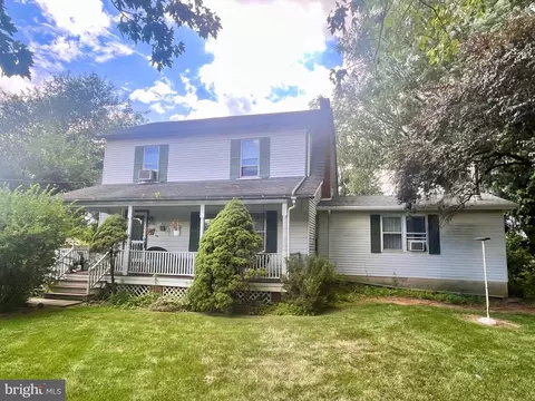 398 Falling Spring Rd, Chambersburg, PA 17202