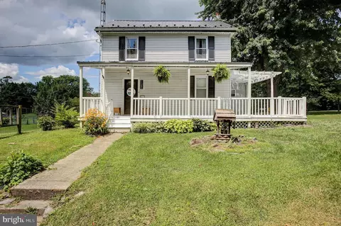 11245 Wharf Rd, Waynesboro, PA 17268