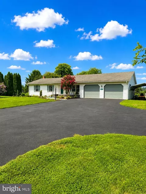 7075 Olde Scotland Rd, Shippensburg, PA 17257