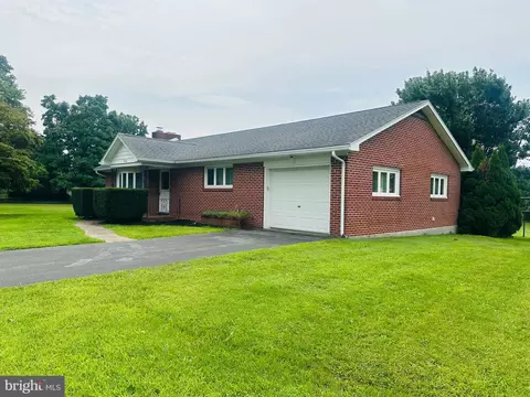 1634 Crottlestown Road Rd, Chambersburg, PA 17202
