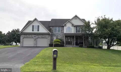 1322 Hunters Chase Chase, Chambersburg, PA 17201