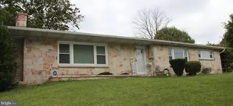 4560 Buchanan Trl E, Waynesboro, PA 17268