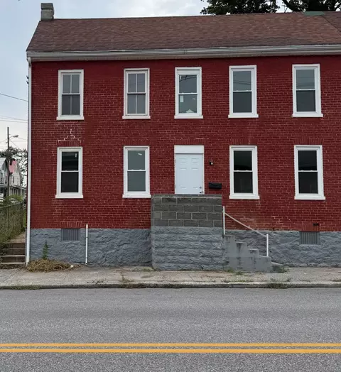 33 S Federal St, Chambersburg, PA 17201