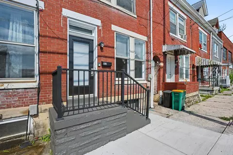 33 S Franklin St, Chambersburg, PA 17201