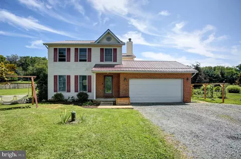 6834 Slabtown Rd, Waynesboro, PA 17268