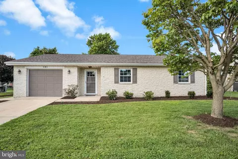131 Lincoln Rd, Chambersburg, PA 17201