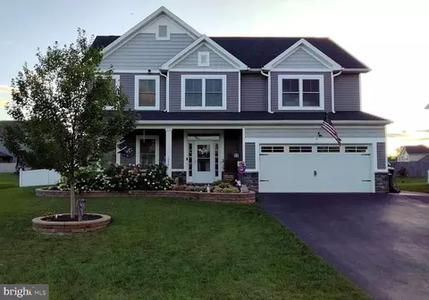 1043 Emilys Ct, Greencastle, PA 17225