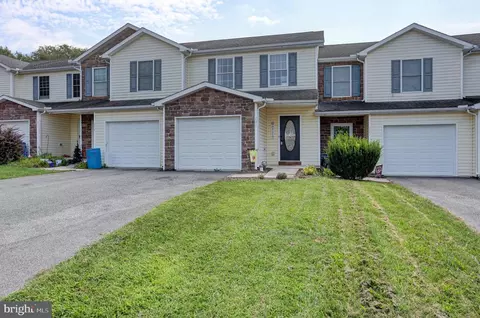 281 Verdier Ave, Mont Alto, PA 17237