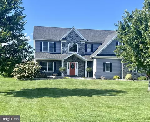74 Jamestown Rd, Shippensburg, PA 17257