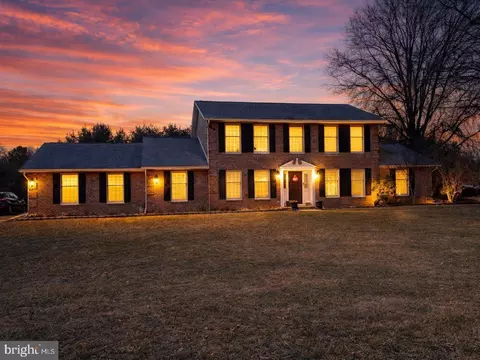 1585 Marilyn Ct, Chambersburg, PA 17202