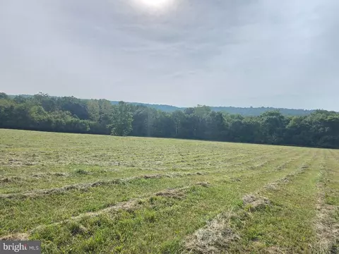 4 Birchwood, Waynesboro, PA 17268