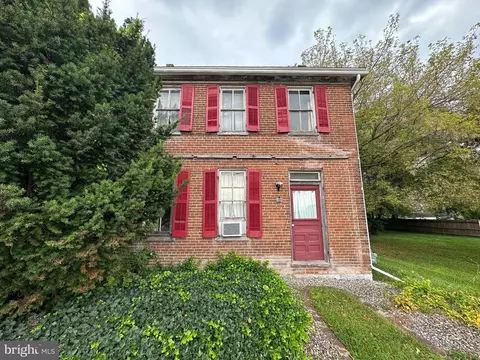 408 N Allison St, Greencastle, PA 17225