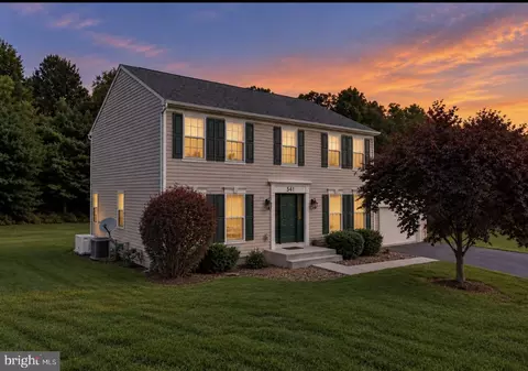 11491 Mystic Rock Ln N, Waynesboro, PA 17268