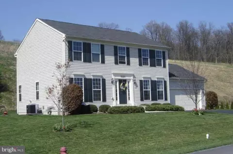 11491 Mystic Rock Ln N, Waynesboro, PA 17268