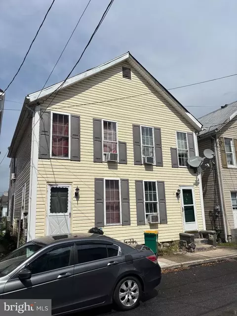 257 259 Martin Ave, Chambersburg, PA 17201