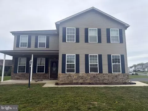 161 Paradise View Dr, Greencastle, PA 17225