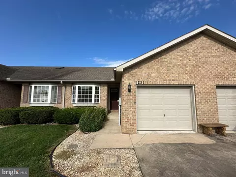 1221 Progress Rd, Chambersburg, PA 17201