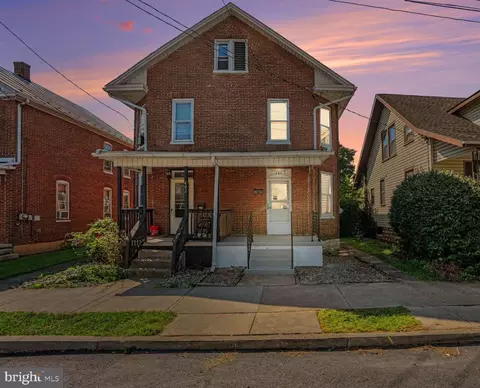 440 E Liberty St, Chambersburg, PA 17201