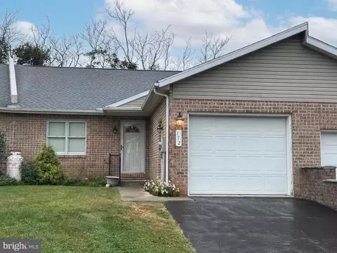 172 Antietam Dr, Waynesboro, PA 17268