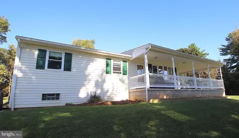 12163 Gearhart Rd, Greencastle, PA 17225