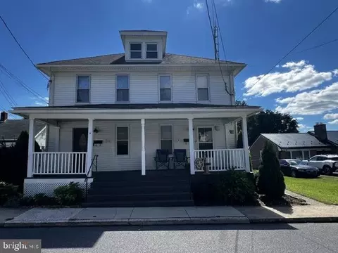 247 E Madison St, Greencastle, PA 17225