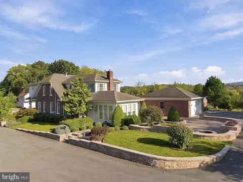 10495 Wayne Hwy, Waynesboro, PA 17268