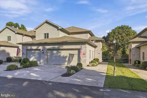 6377 Ninth Vw, Fayetteville, PA 17222