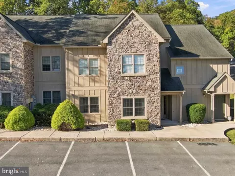14090 Blairs Ridge Dr, Mercersburg, PA 17236