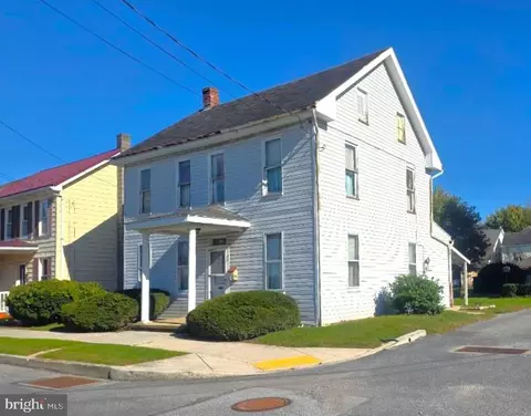 109 Cumberland Valley Ave, Waynesboro, PA 17268