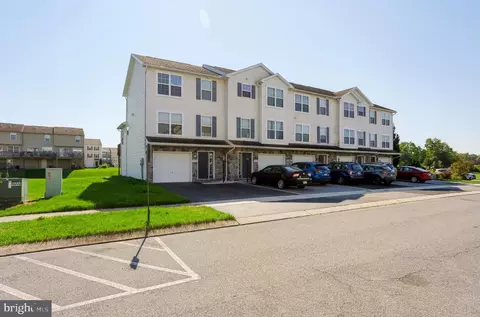 3578 Pinecrest Ct #16, Fayetteville, PA 17222