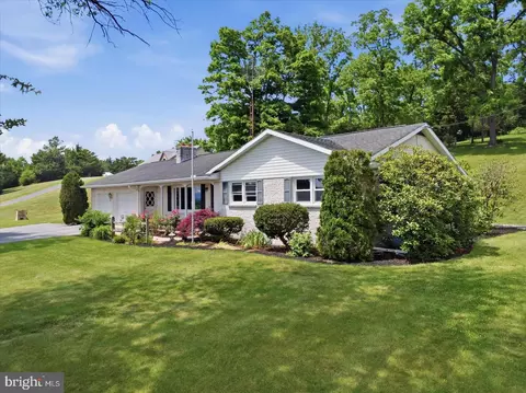 11141 Lincoln Way W, Fort Loudon, PA 17224