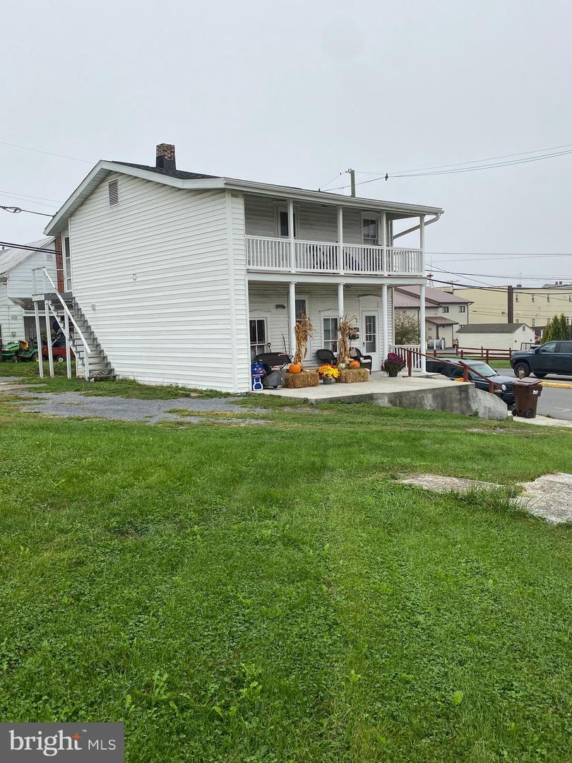 114 S 3rd St, Mcconnellsburg, PA 17233 4 Photos MLS PAFU2000182
