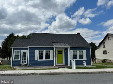 405 Fourth, Mcconnellsburg, PA 17233