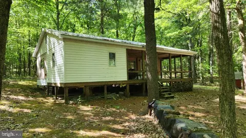 6687 Black Bear, Harrisonville, PA 17228