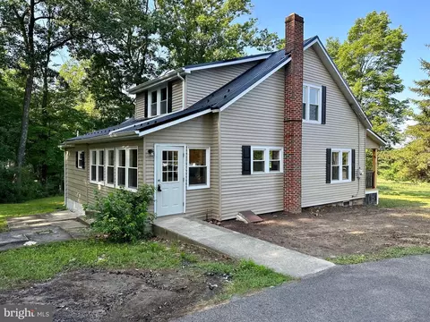 27914 Great Cove Rd, Fort Littleton, PA 17223