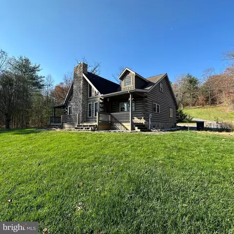 471 Blackberry Ln, Mcconnellsburg, PA 17233
