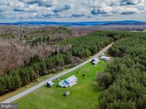 3229 Black Oak, Warfordsburg, PA 17267
