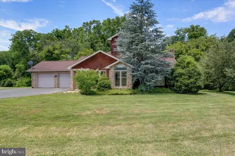 663 Great Cove Rd, Warfordsburg, PA 17267