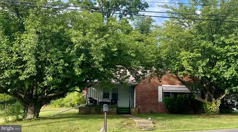 863 Buchanan, Mcconnellsburg, PA 17233