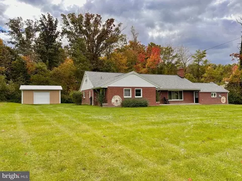 22344 Great Cove Rd, Mcconnellsburg, PA 17233