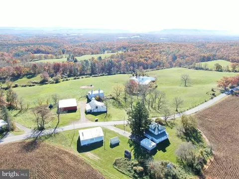 2923 Davis Ln, Hustontown, PA 17229