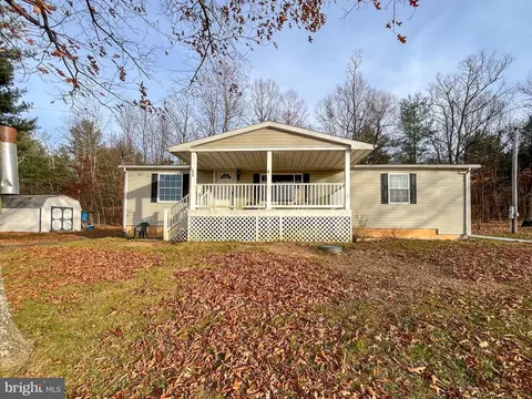 133 Maple Leaf, Hustontown, PA 17229
